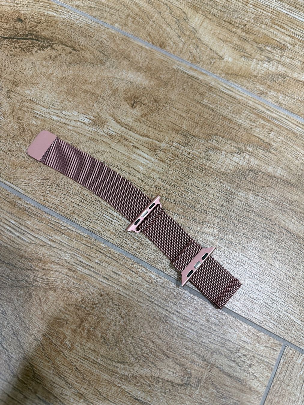 Bracciali & Braccialetti: Apple Watch Magnetarmband – Nuovo (secondo la descrizione) da St. Gallen venduto da kka_l9wg