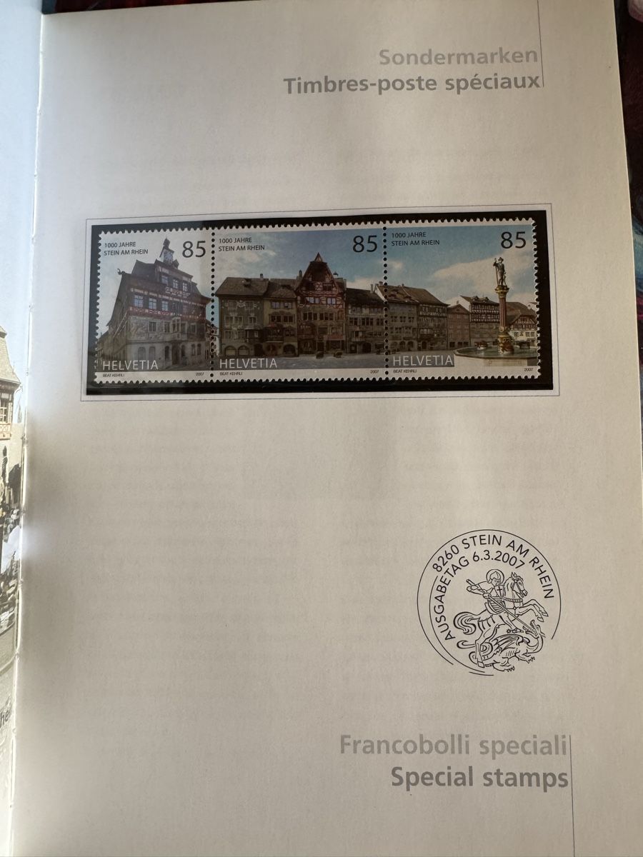 Albums: Schweizer Briefmarken Jahrbuch 2007 komplett postfrisch – D'occasion à Leutwil par Jaxon_withXx 2