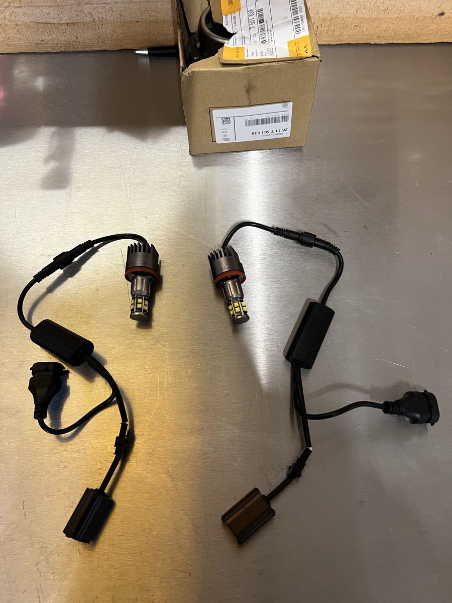 Lampade: BMW E92 E93 E90 etc LED Umrüstung Standlichtringe H8 – Usato da Lüchingen venduto da HAASS4