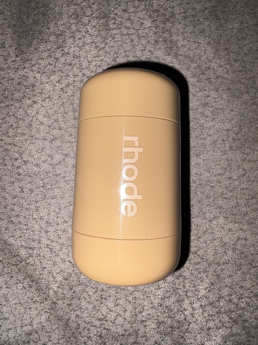 Maquillage: Rhode Pocket Blush teacup neu – Neuf avec emballage d'origine à Schaan par Filipipa 2