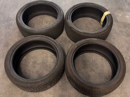 Hankook Winterreifen 245/40R19 98V
