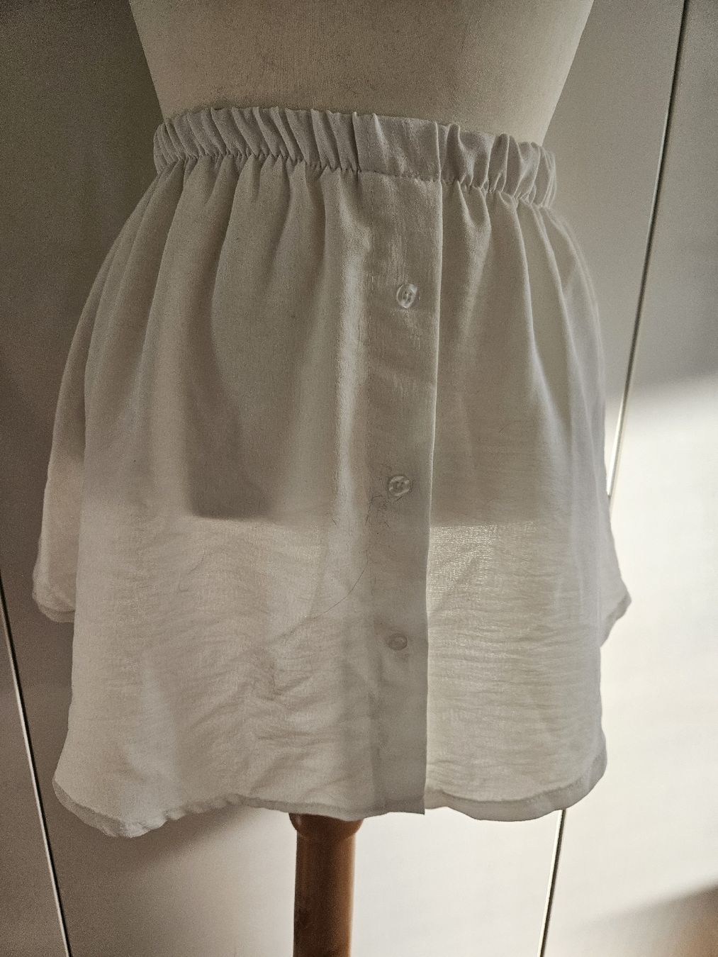 Gonne: Hemdrock für unter Pullover – Nuovo (secondo la descrizione) da Zürich venduto da ColdCoffee