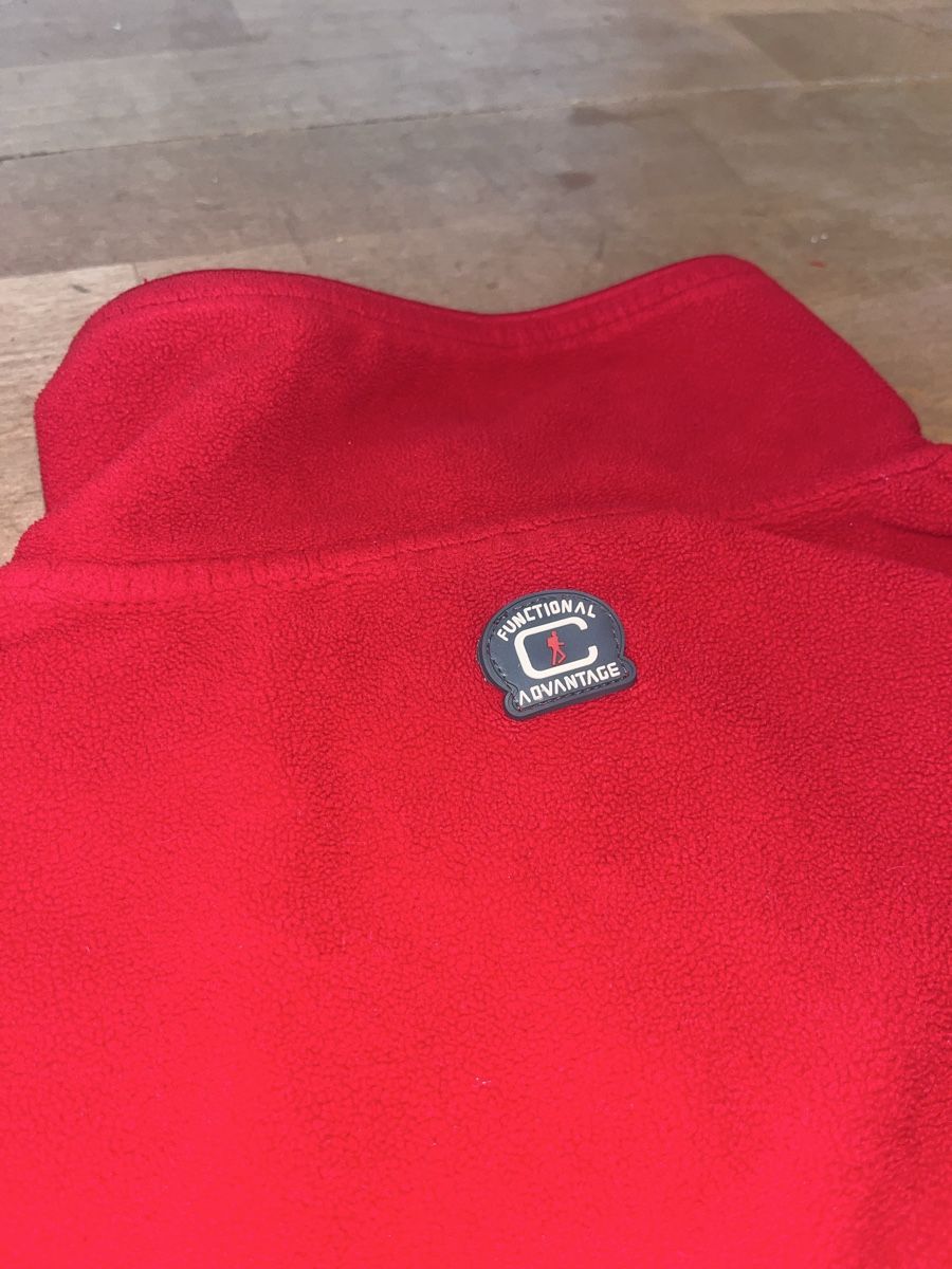 Pulls & Sweat-shirts: Roter Pullover – D'occasion à Stäfa par jo1735 4