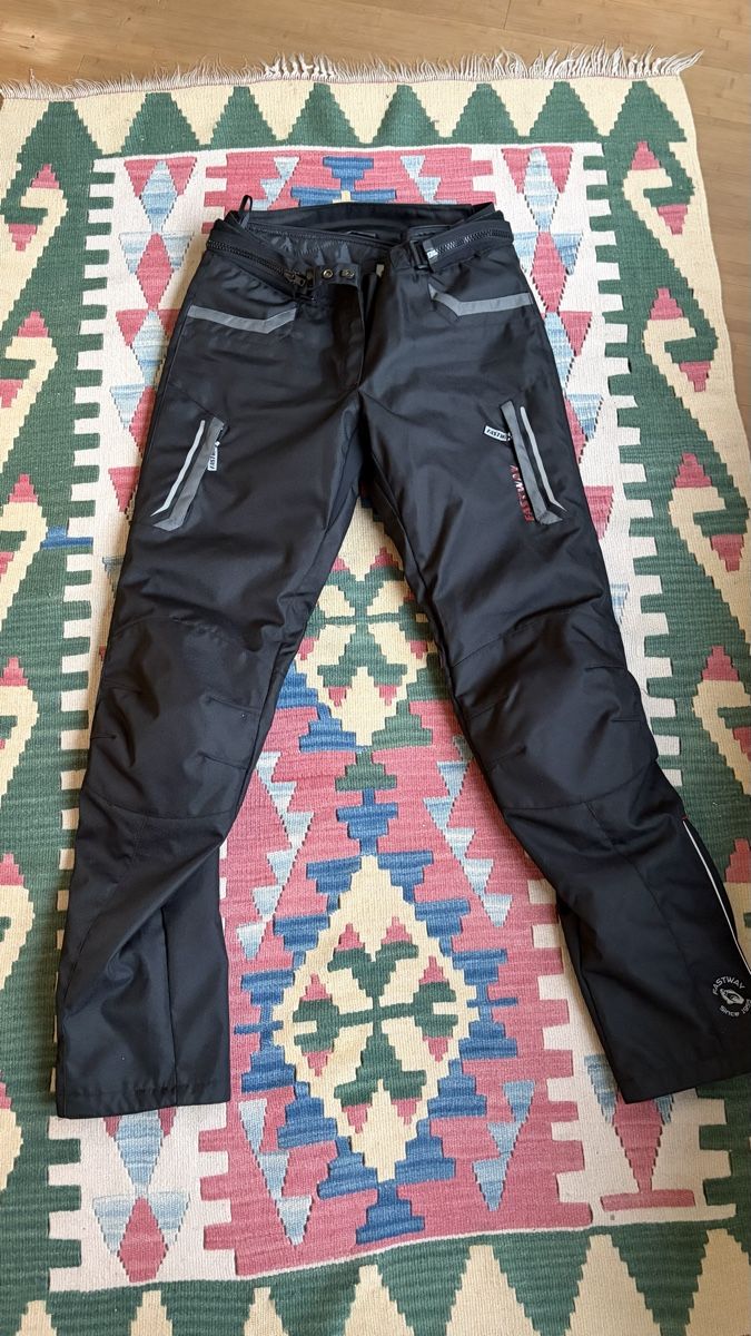 Pantaloni: Motorrad Hose fast neu – Nuovo (secondo la descrizione) da Zürich venduto da aludzuweit 2
