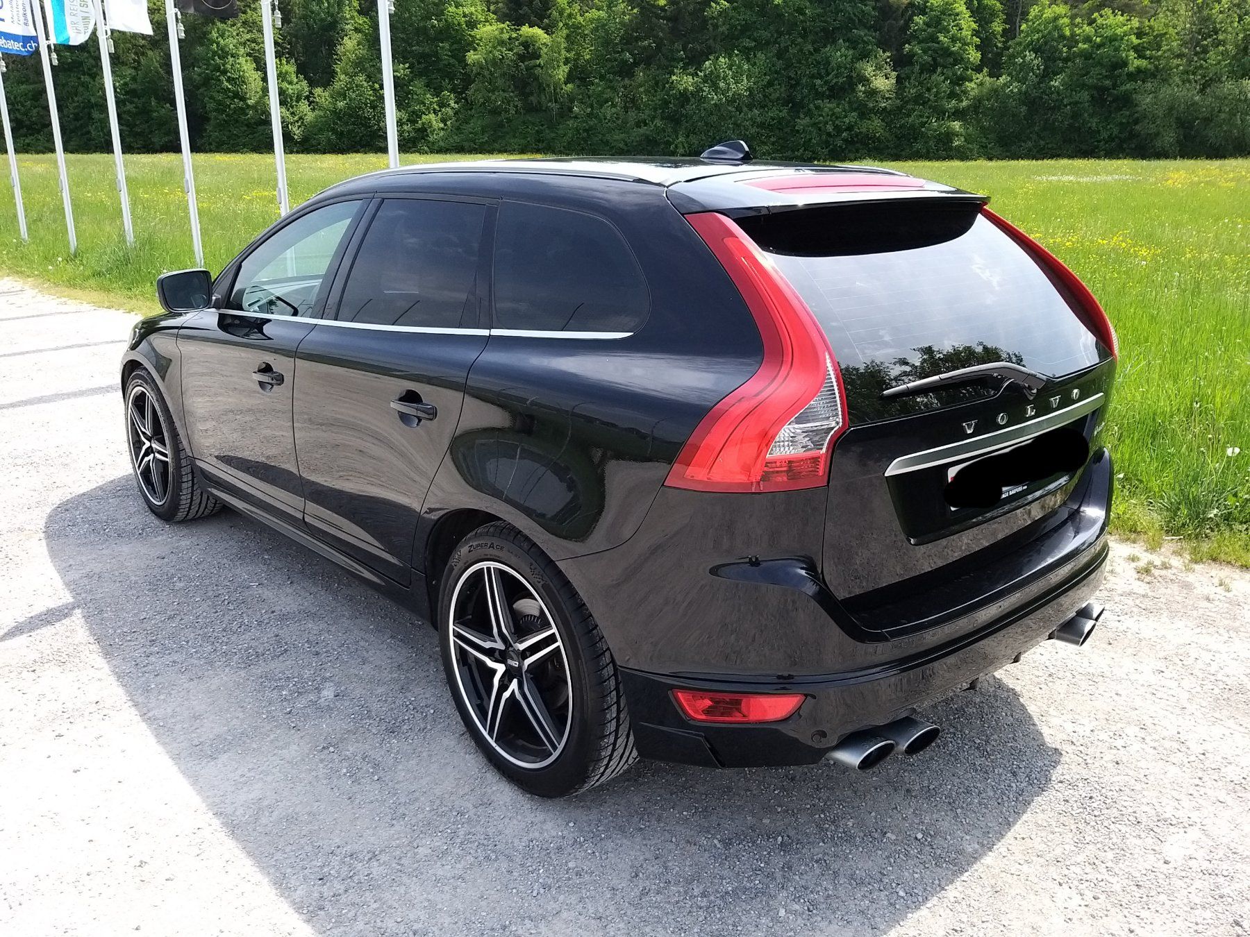 Volvo Automobili: Volvo XC60 T6 R-Design Heico – Usato da Steffisburg venduto da Rasch10 2