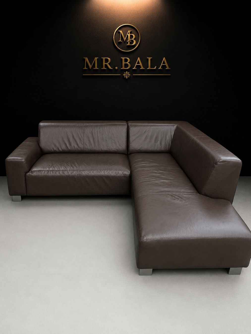 Divani: Designer Leder Sofa – Occasion – Usato da Horw venduto da Prasanna3 1