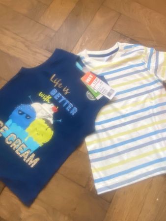 Lot 2x T-shirt garçon 98 neuf