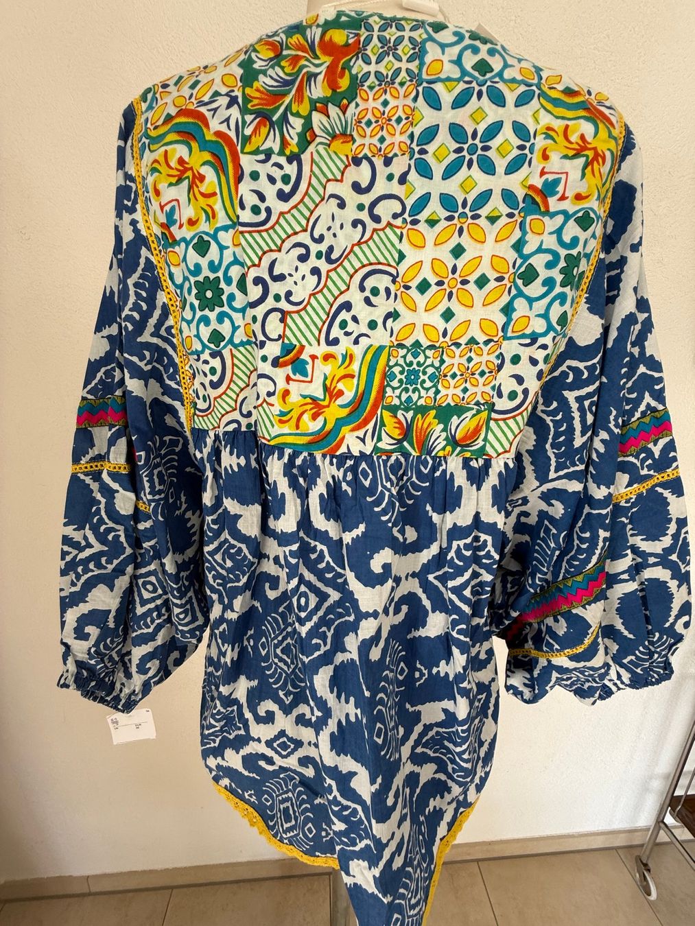 Tuniques: Neu Tunika Grösse 38/M – Neuf avec emballage d'origine à Kirchdorf AG par coco123 4