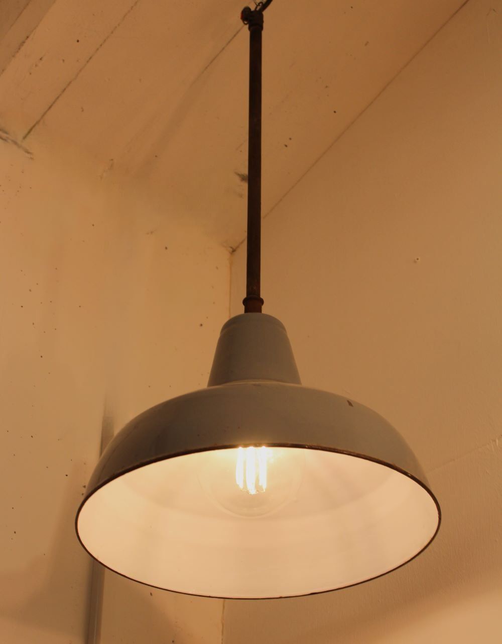 Lampade: Industrielampe. – Usato da Trun venduto da artantic 2