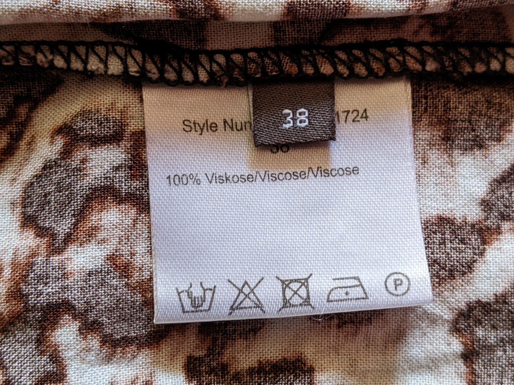Princess goes hollywood Vestiti: PRINCESS GOES HOLLYWOOD : Robe ample imprimé léopard 40-42 – Nuovo (secondo la descrizione) da Petit-Lancy venduto da lilycerise 7
