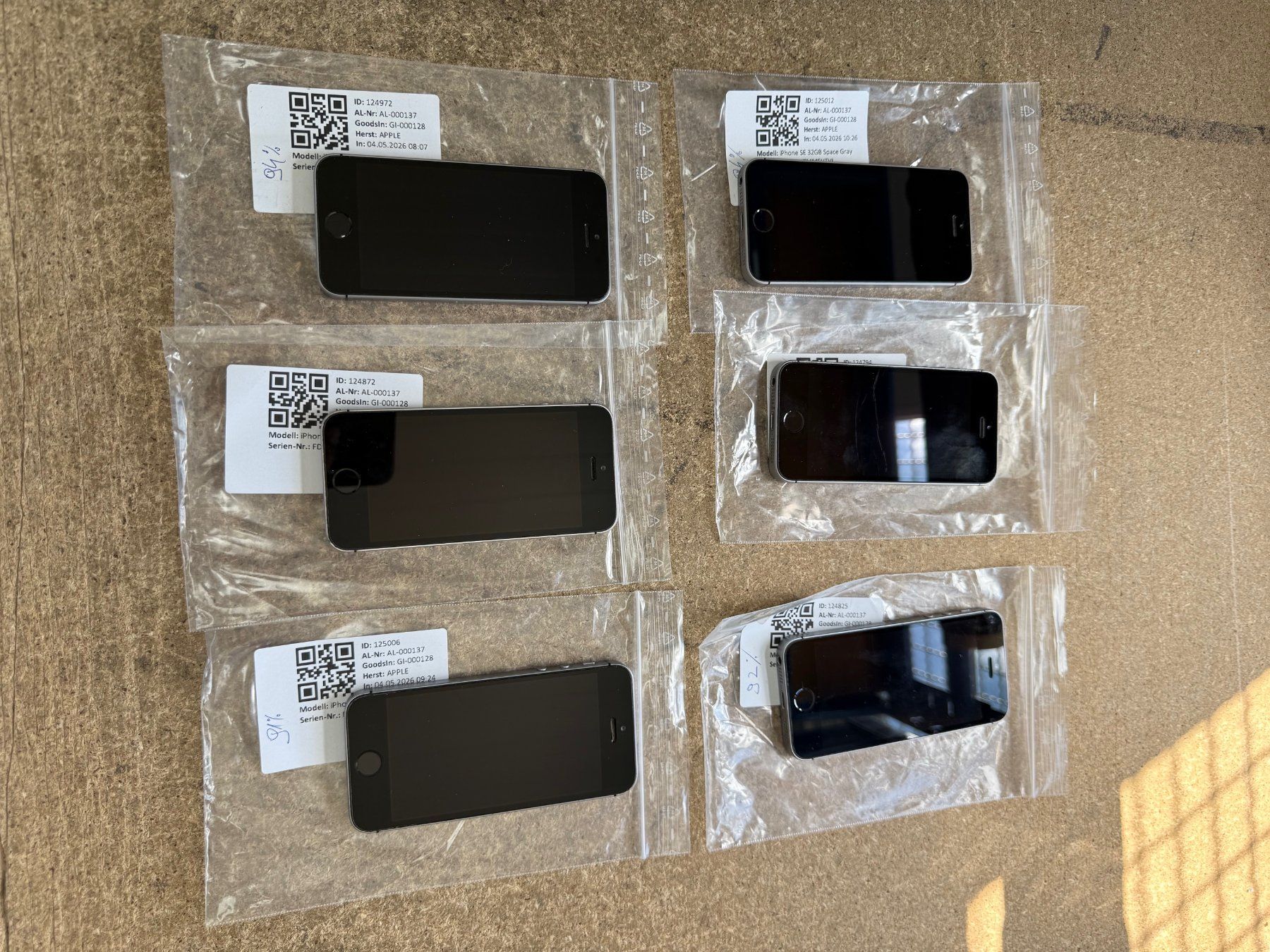 Apple Handys / Smartphones: 1276x iPhone SE / 5 / 5c / 6 / 6s – Gebraucht aus Ried (Muotathal) von tz2_zfk6 2