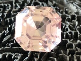 KUNZITE  im Ascher Cut  14.5 x 14.8mm -  Gewicht:  18.50cts