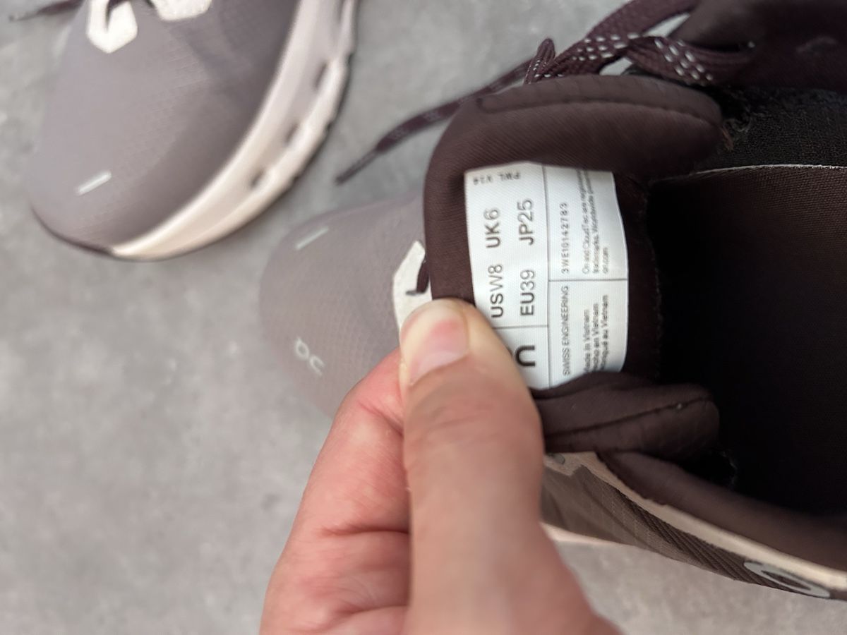 On Scarpe da donna: Damen On Schuhe waterproof, Gr. 39 – Usato da Grabserberg venduto da wenand95 3