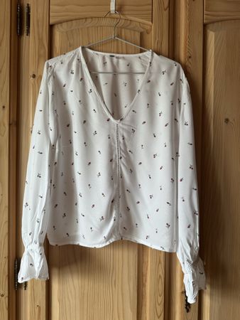 H&M Bluse, Grösse 40, weiss mit Rosenmuster