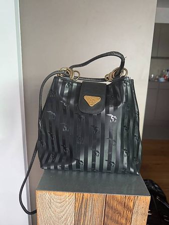 Maison Mollerus Schultertasche Vinerus schwarz