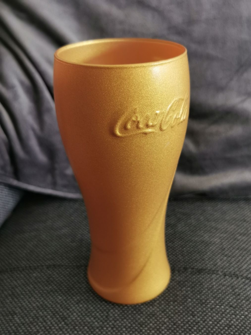 Coca-Cola Verres: Coca Cola Sammelglas 2018 Gold – D'occasion à Buchs SG par and_s6ps 3
