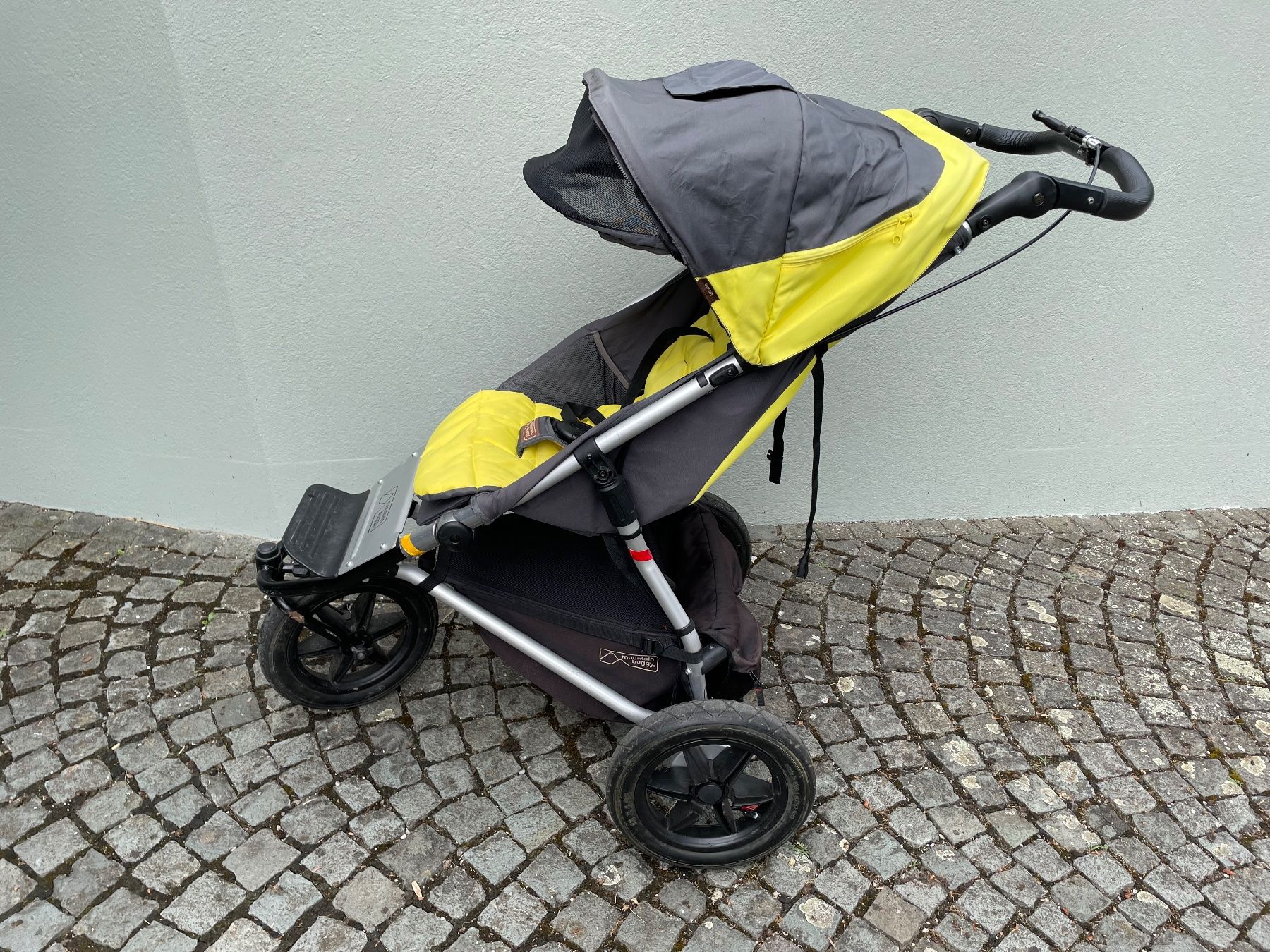 Mountain Buggy Carrozzine: Mountain Buggy Urban Jungle – Usato da Kilchberg ZH venduto da Tscharva19 1