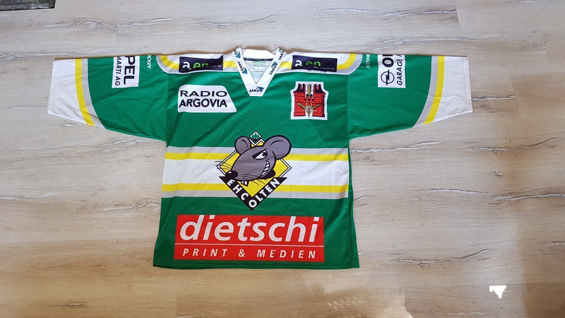 Jako Canottiere & Pantaloni: EHC Olten Trikot mit Autogrammen – Usato da Lostorf venduto da Ela545