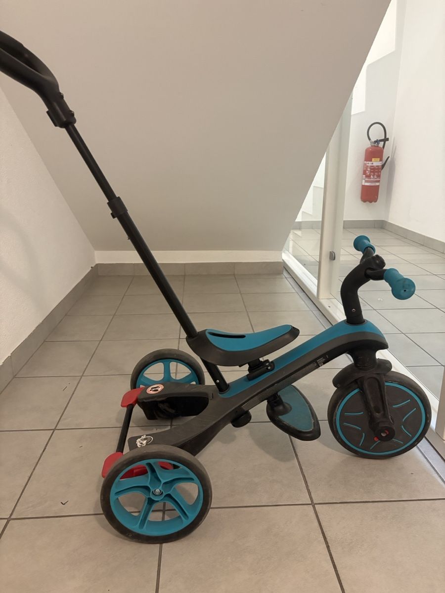 Veicoli per bambini: Smartrike 3-in-1 Tricycle Blue/Grey Used – Usato da Sierre venduto da kat_bj7v