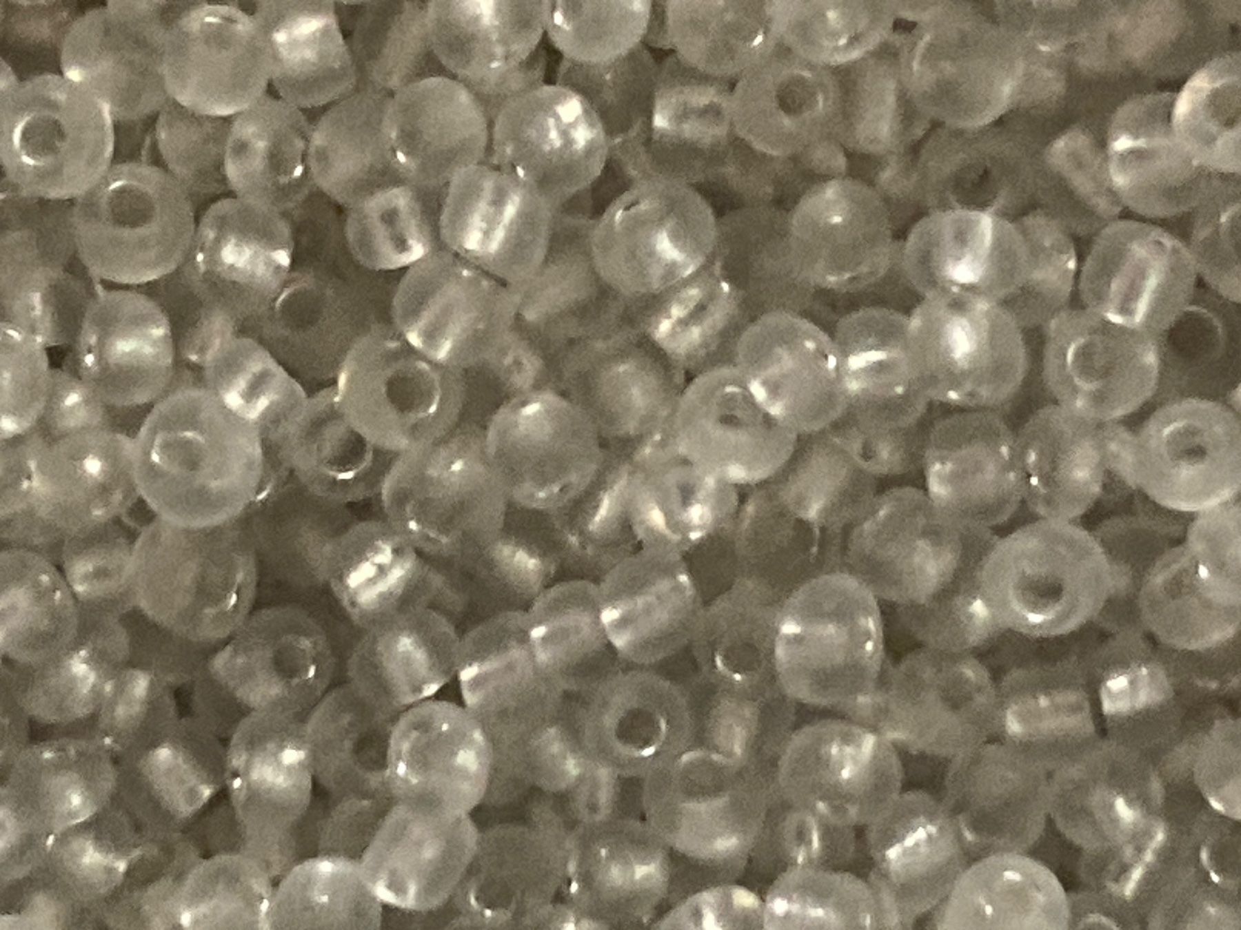 Perle (finte): Rocailles Perlen SILBER 150 g – Nuovo (secondo la descrizione) da Erlach venduto da Schaliko
