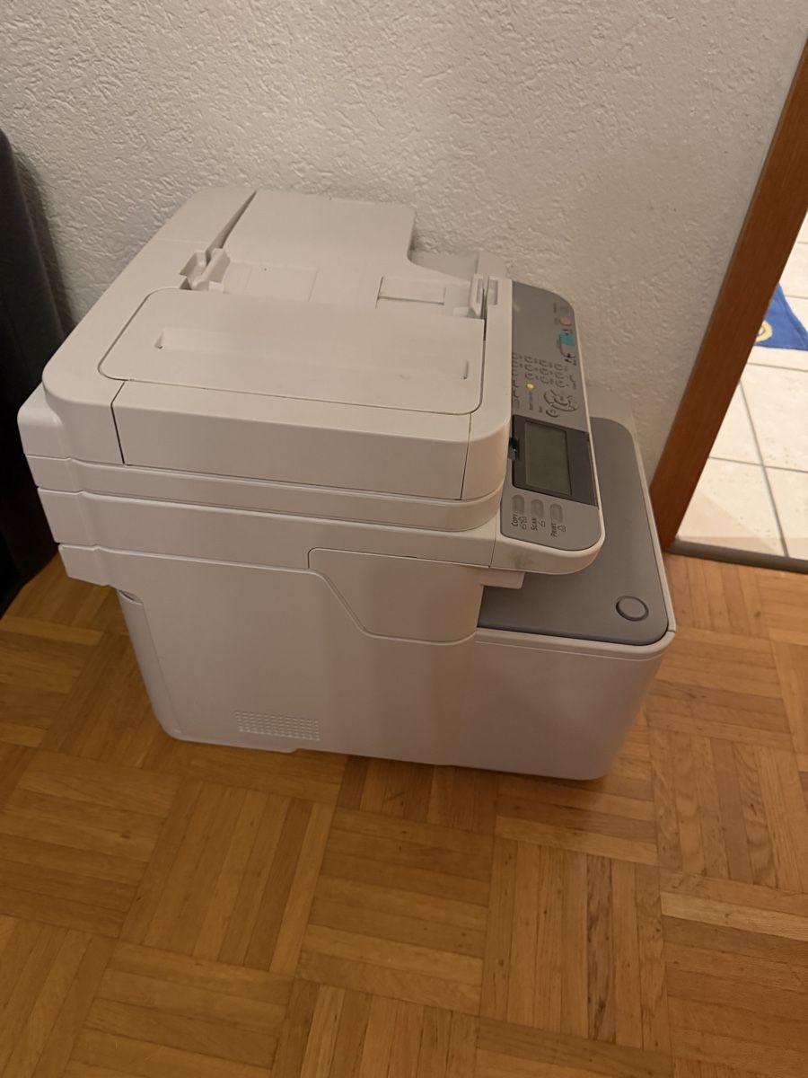 Oki Drucker: OKI MC352 Multifunktions-Farblaserdrucker – Gebraucht aus Hornussen von dor_ft52 2