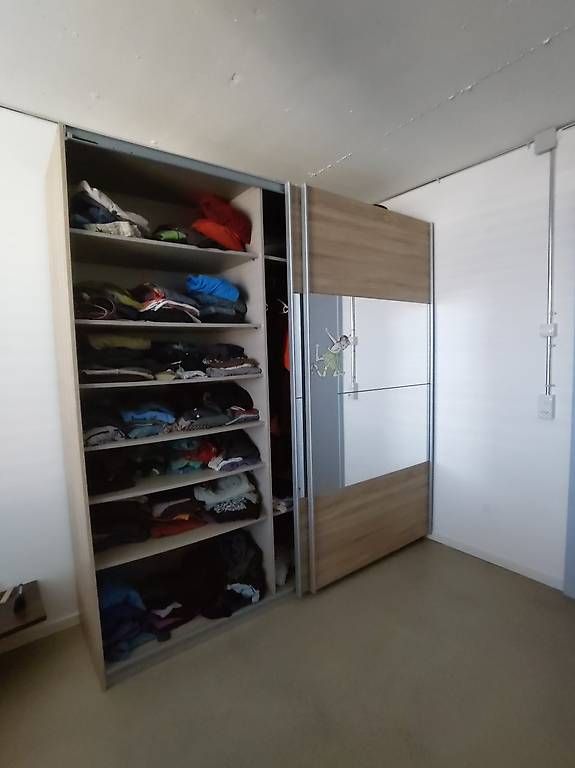 Armoires: Kleiderschrank – D'occasion à Bern par Darinski91 1