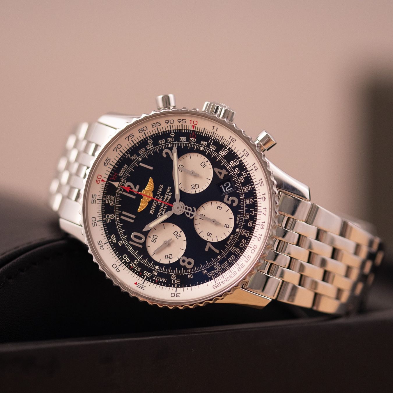 Breitling Uhren: Breitling Navitimer 01/ AB0120 / 2012 / Full Set – Gebraucht aus Luzern von PrimeSwissTime 1