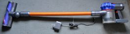 Dyson V7 Staubsauger / aspirateur
