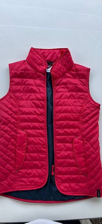 Gilet & Giacche senza maniche: Gilet neuf – Usato da Plan-les-Ouates venduto da Kiss-bodolay 1