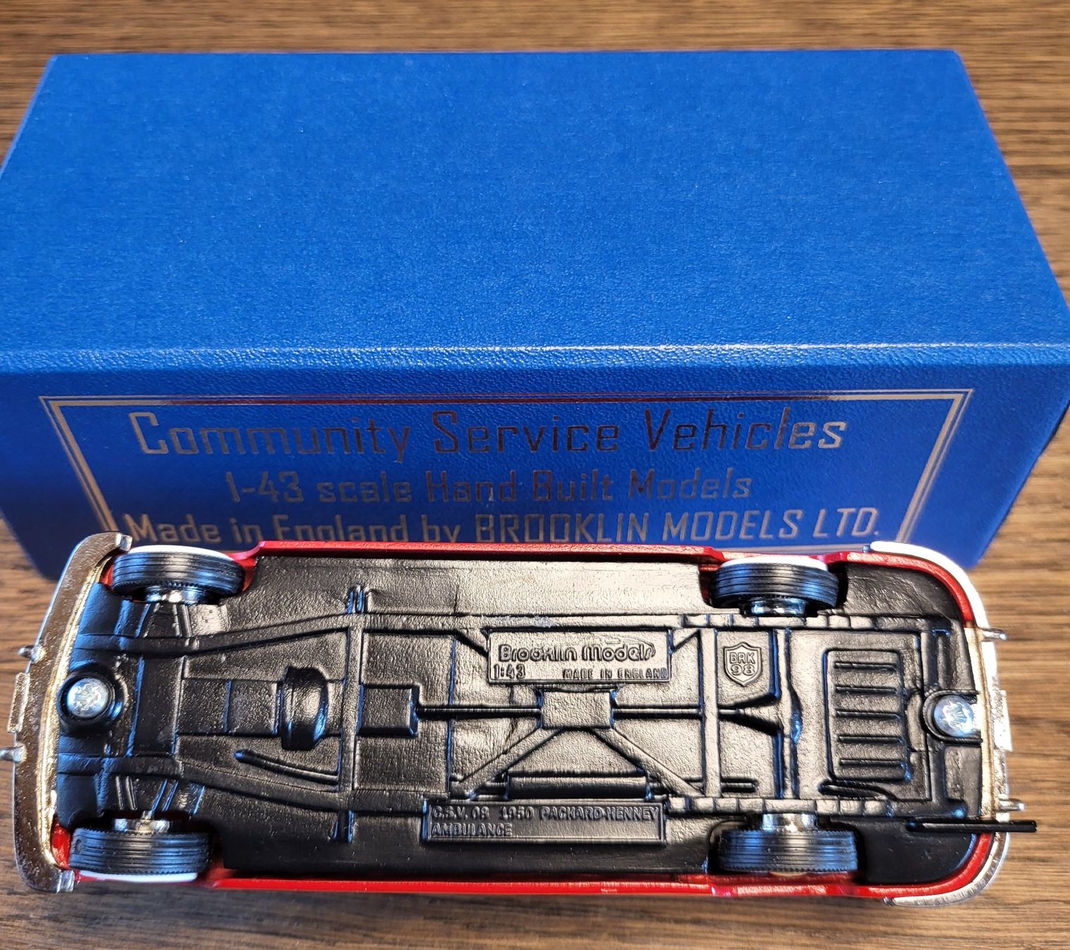 Brooklin Modellautos: Modellauto BROOKLIN MODELS 1950 Packard 1:43 rot – Gebraucht aus Sonceboz-Sombeval von ant_cd5j 6