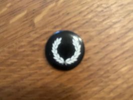 *Fred Perry Button*