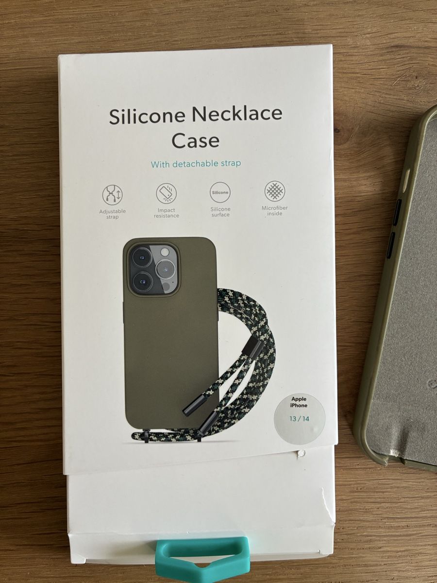 Apple Cover & Protezioni schermo: Handycase Silikon Necklace Case iPhone 13/14  – Usato da Wolfwil venduto da NewGirl 6