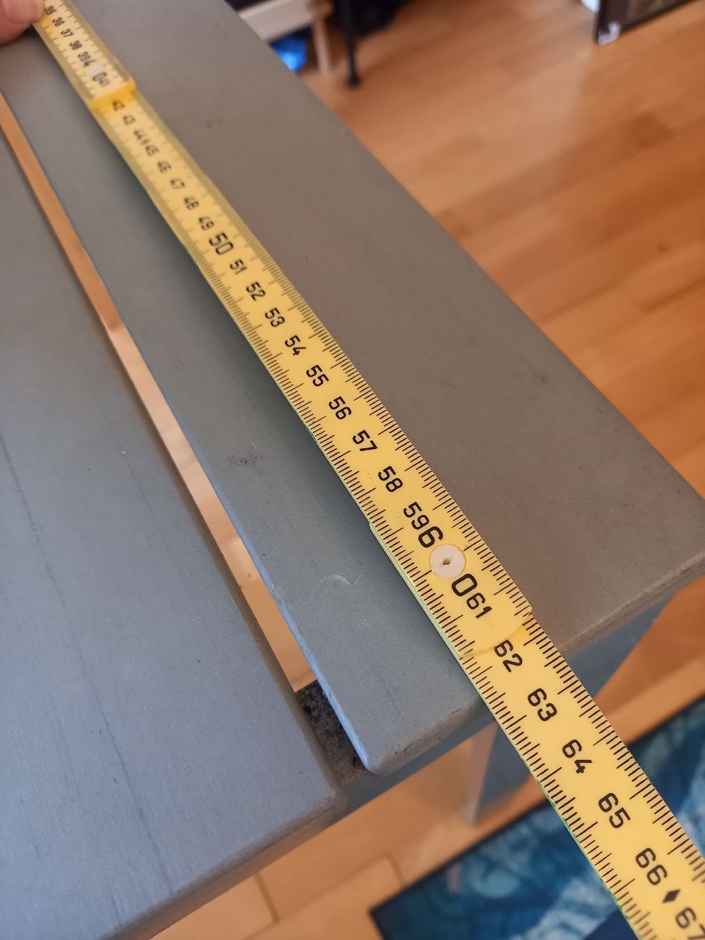 Tables: Grauer Tisch – D'occasion à Bern par Coma0001 4