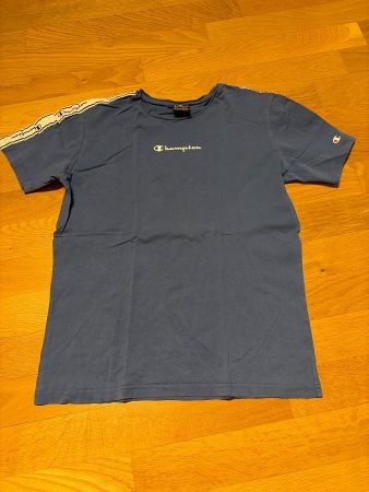 T-Shirt Champion Gr. 174