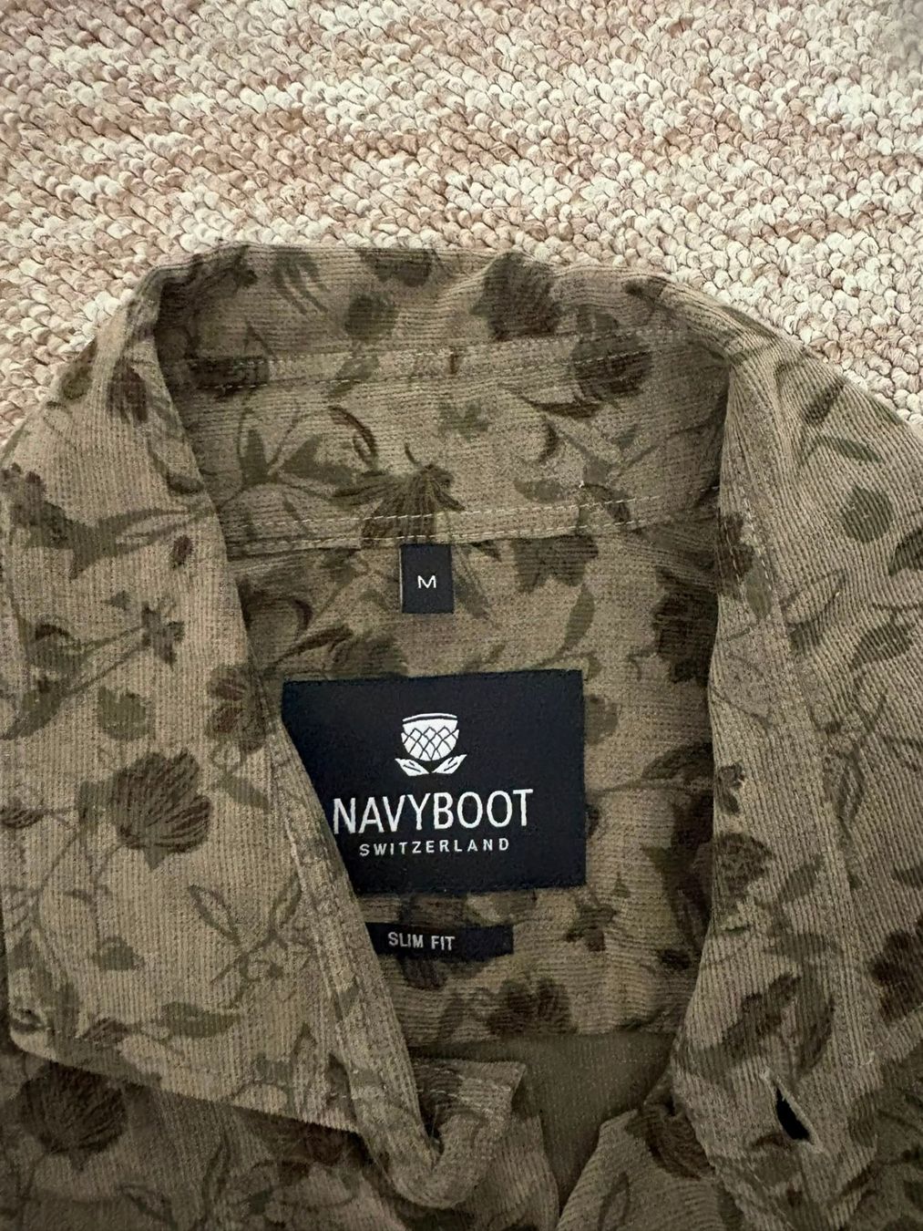 Navyboot Hemden: Hemd Navyboot Slimfit – Gebraucht aus Adliswil von thiago1995 1