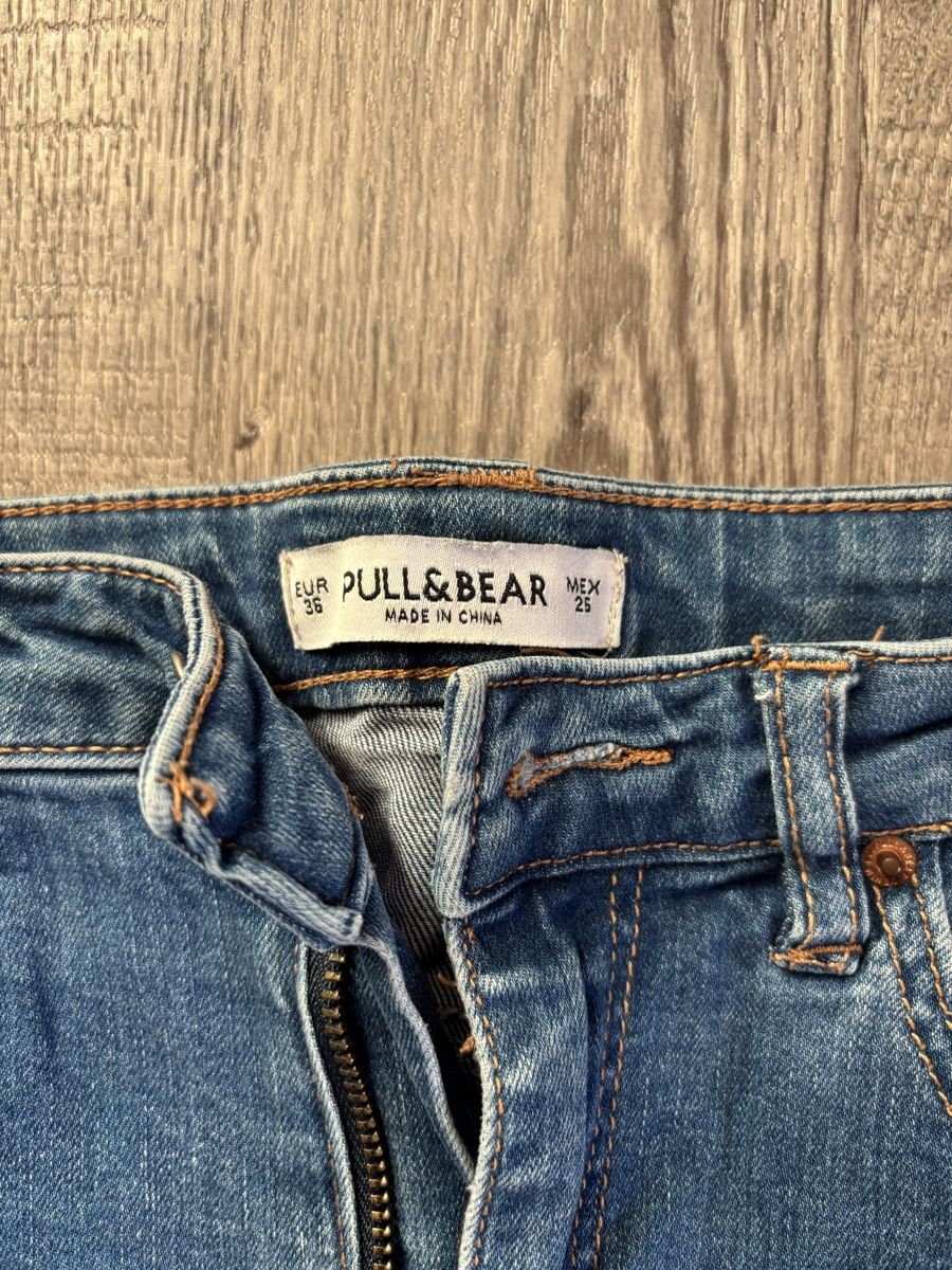 Pull&Bear Jeans: Pull&Bear Ripped Hose Gr. 36 – Usato da Zug venduto da sarah26f 1