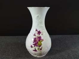 Romantische KPM Vase weiss mit Blumenmuster, Top Zustand! 