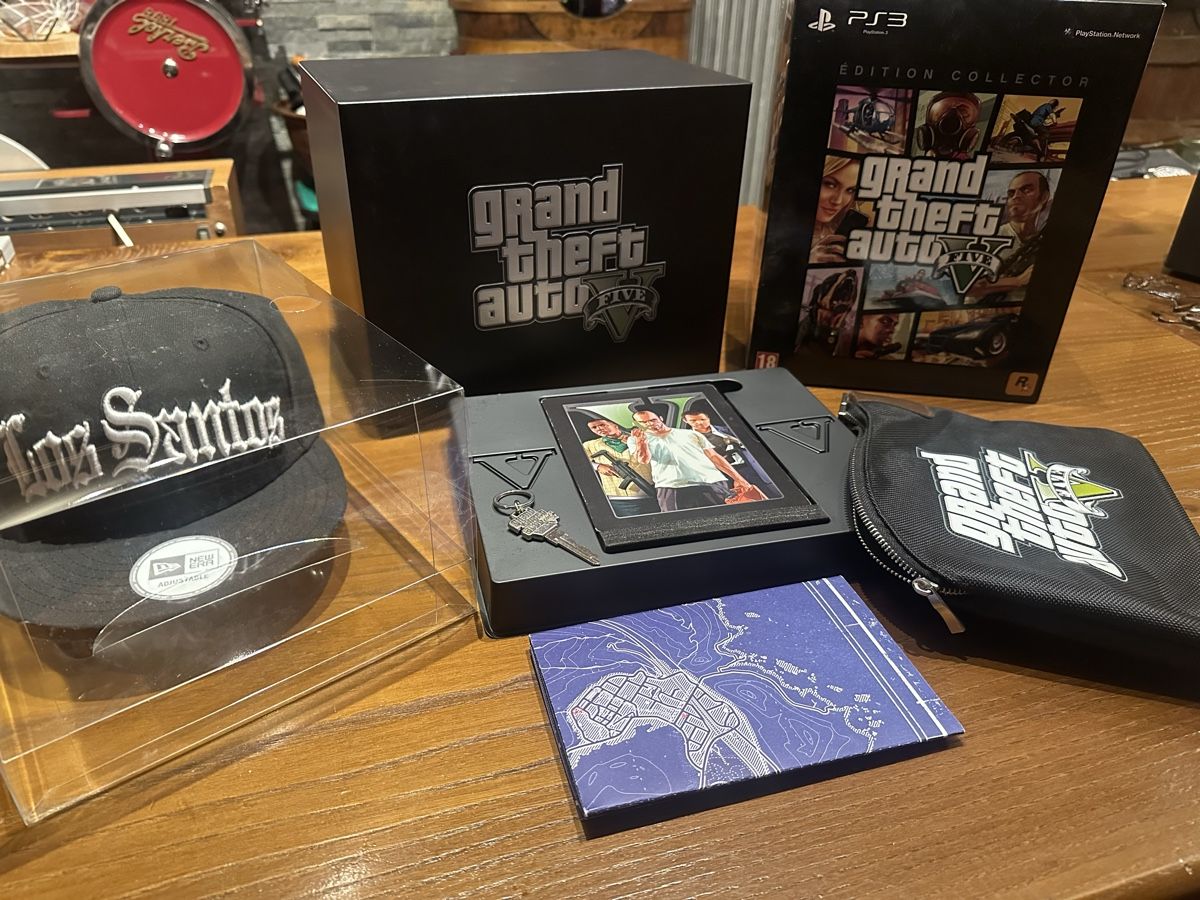 Giochi: GTA 5 Collector – Usato da Villeneuve VD venduto da ipad56pro