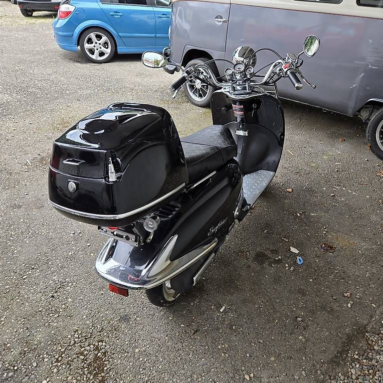 Altro: Roller Znen Easy Cruiser 125 – Usato da Thunstetten venduto da gregios1 2