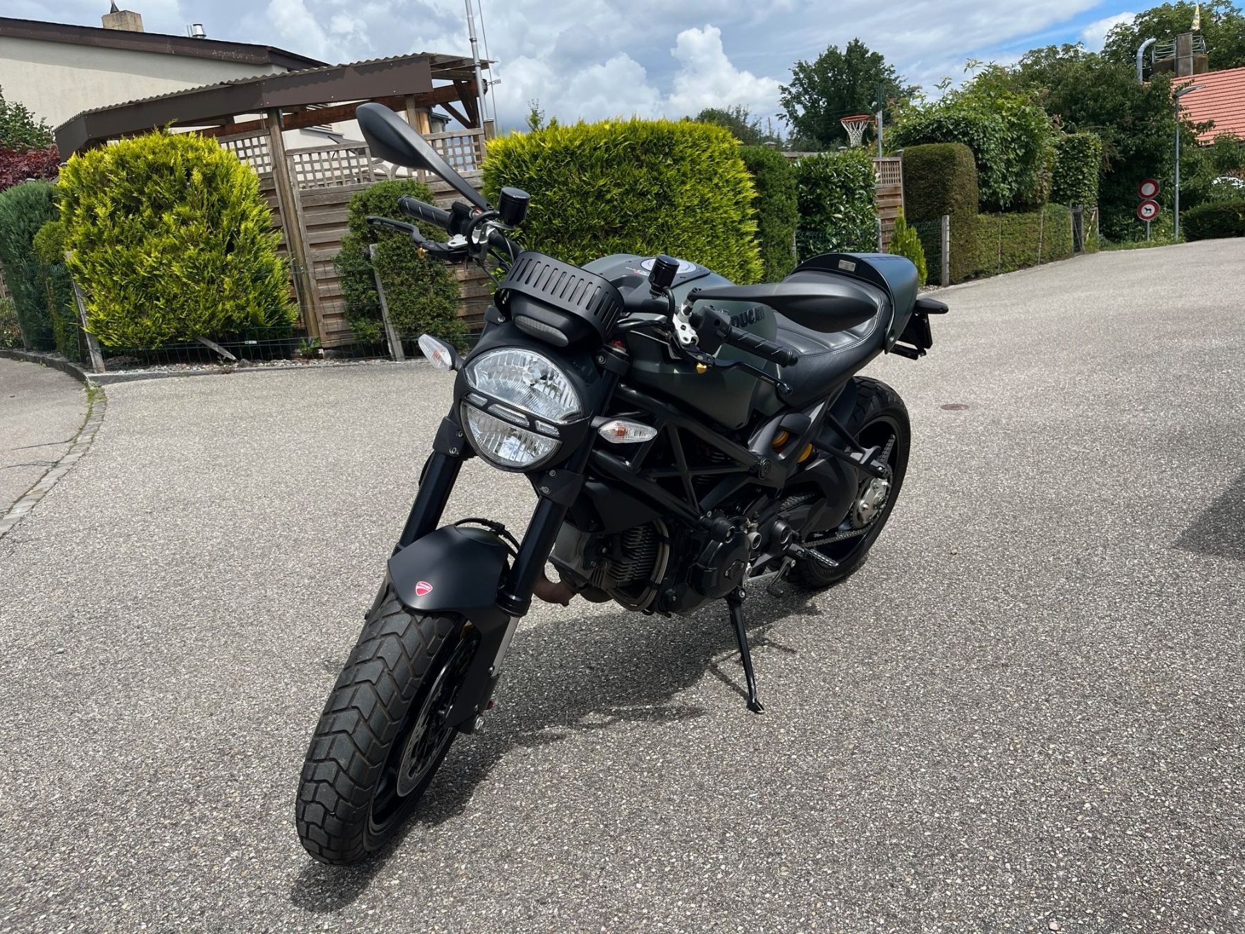 Ducati Strasse: Ducati Monster 1100 EVO Diesel – Gebraucht aus Belp von autocapital 1
