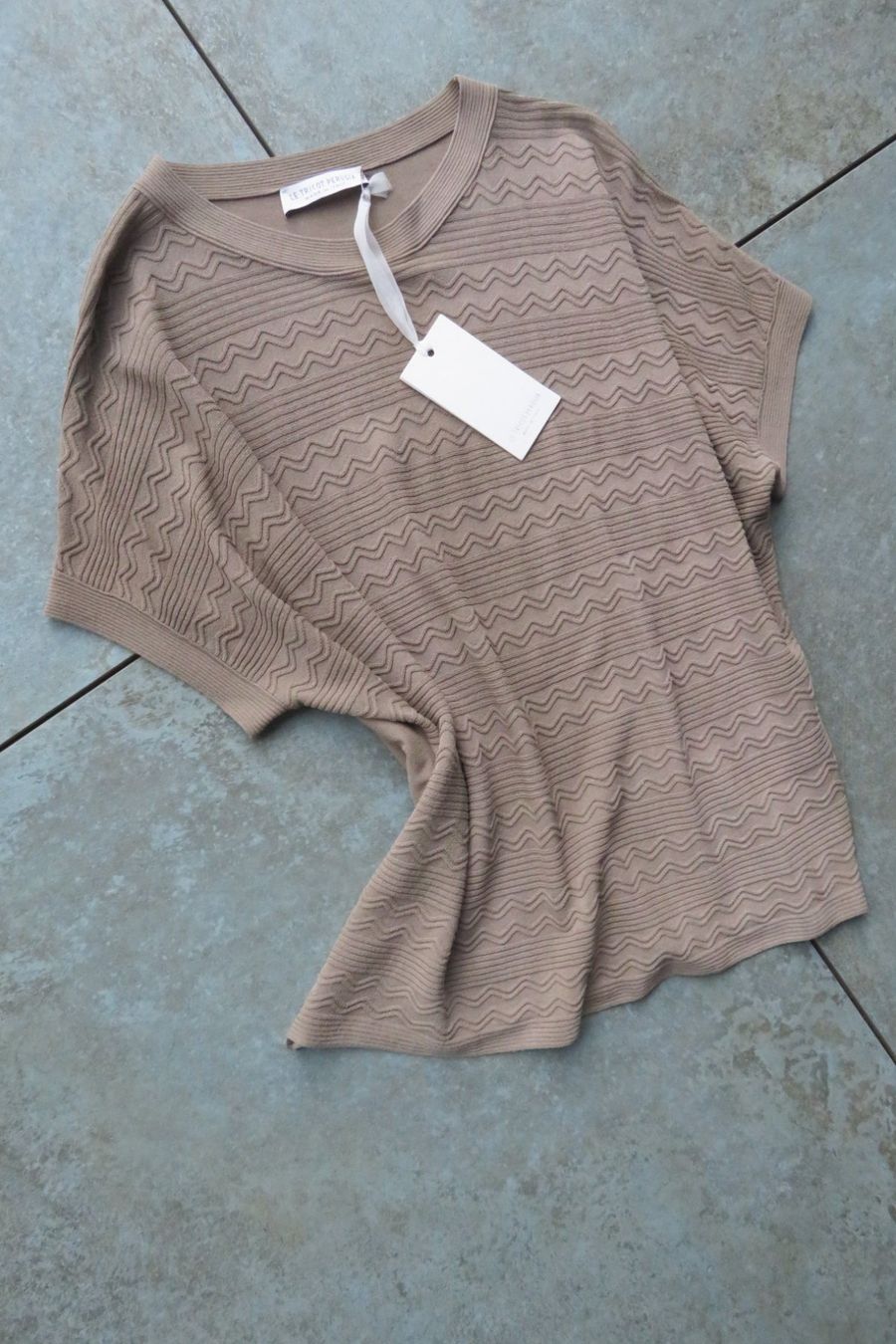 Maglioni & Felpe: LeTricot Perugia Designer-Pullover  Grösse M – Nuovo (secondo la descrizione) da Wil ZH venduto da Tamagy