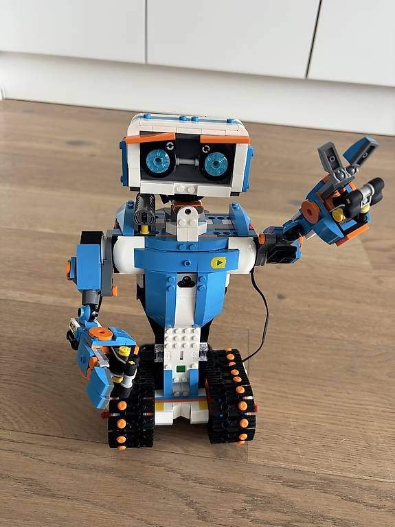 Giocattoli: Lego Boost neuwertig und komplett – Usato da Steckborn venduto da smither1977 2