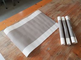 4 Kunststoff Tischset Tisch Läufer 45 cm x 30 cm
