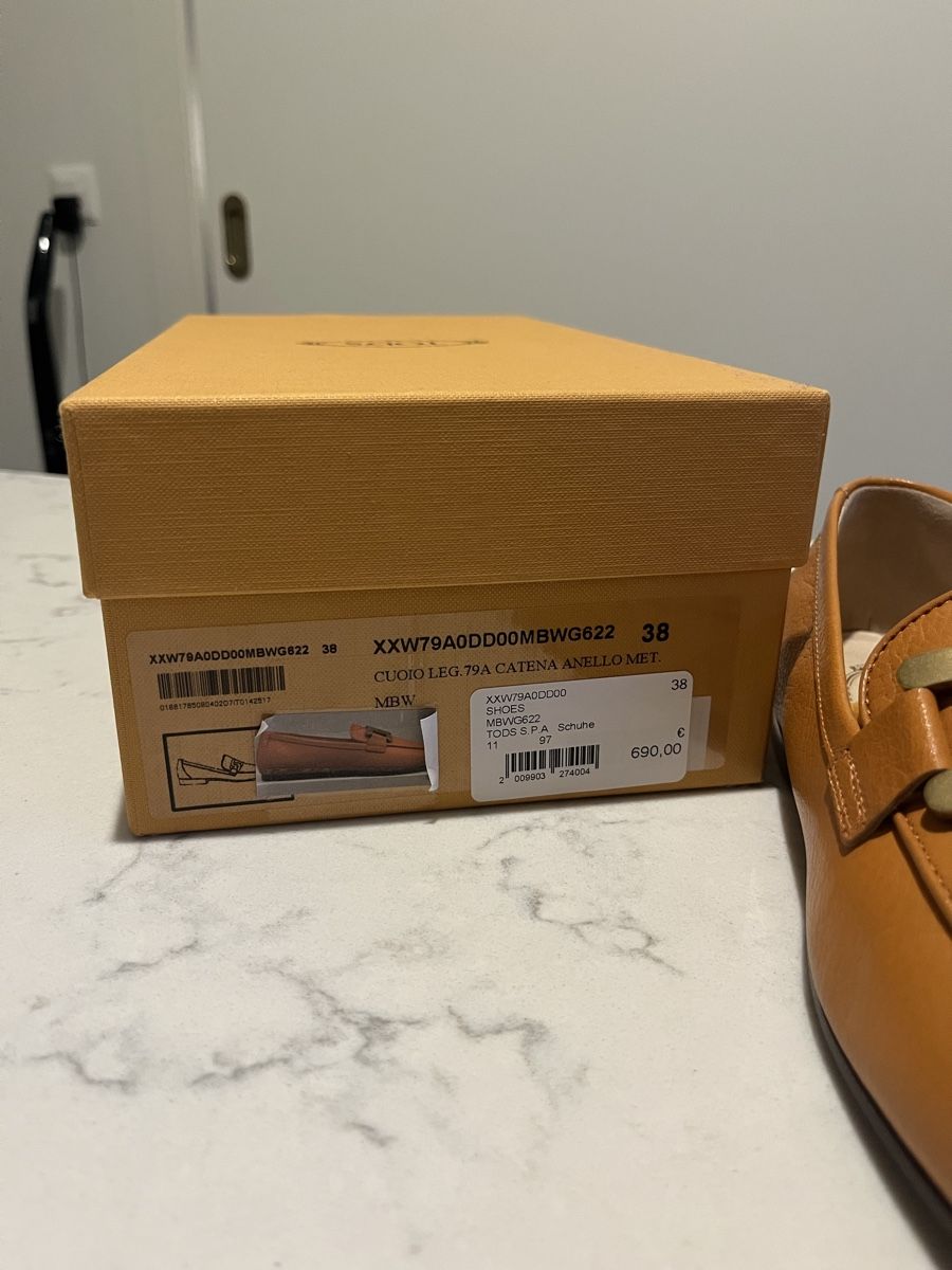 Tod'S Scarpe da donna: TOD's Gommino Leather Loafers - Size 38 – Usato da Mies venduto da nic_yk5d 6