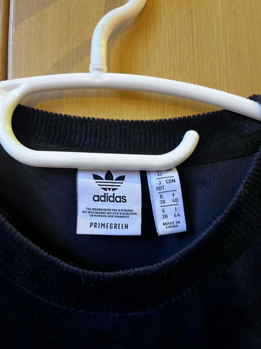 Adidas T-shirt: adidas fleece tshirt – Usato da Sachseln venduto da erdnussli29 1