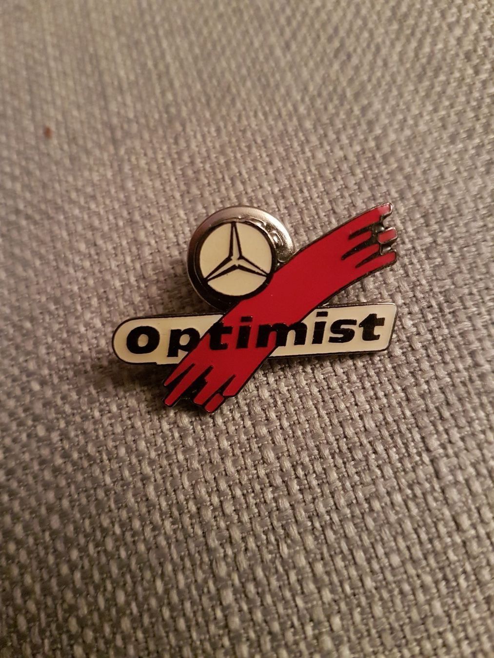 Placchette & Badge: Mercedes Optimist Pin – Usato da Oberengstringen venduto da Sheera7