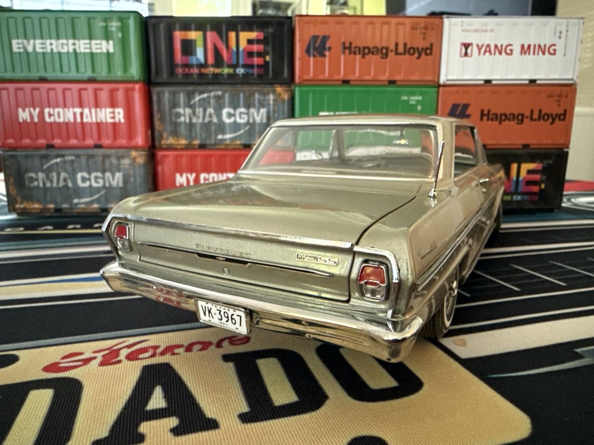 Chevrolet Modellini d'auto: Chevrolet Nova Baujahr 1962 – Usato da Basel venduto da Zomeg 4