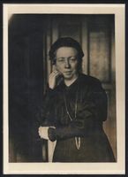 Fotografie Portrait Frau Elfriede Ryneck
