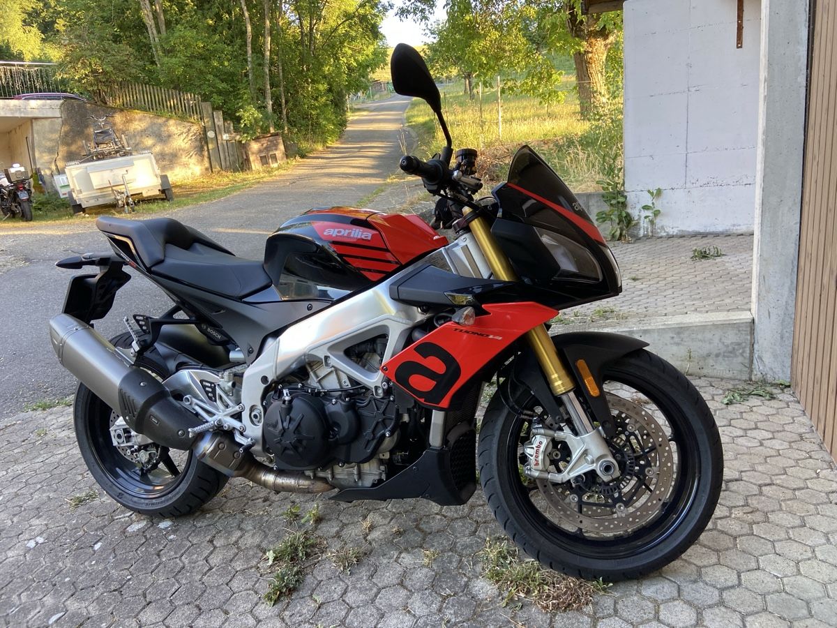 Aprilia Strada: Aprilia Tuono V4 – Usato da Bellmund venduto da Adimalamute66