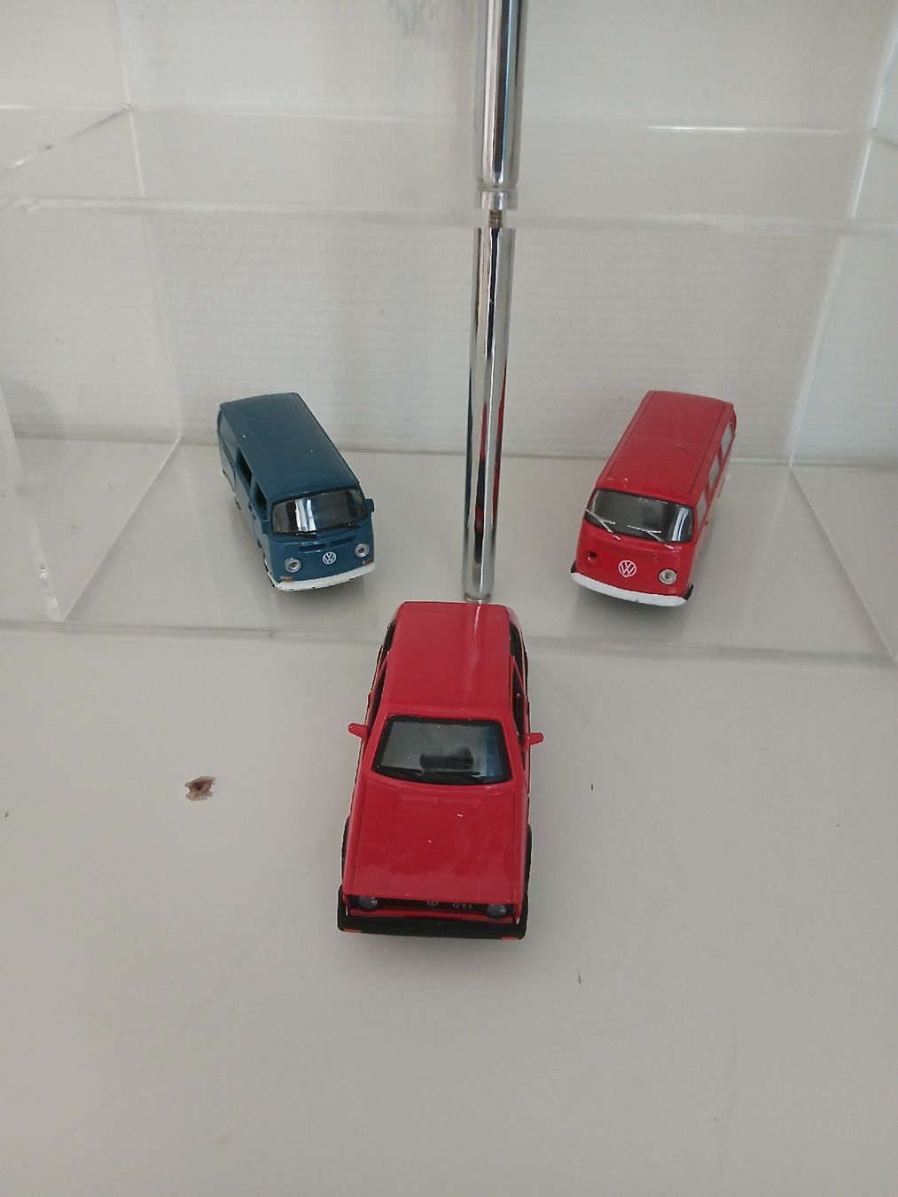 Volkswagen Modellautos: vw golf gti  vw Type 2 bus  vw Type 2 panel van  – Gebraucht aus Balsthal von Marica75